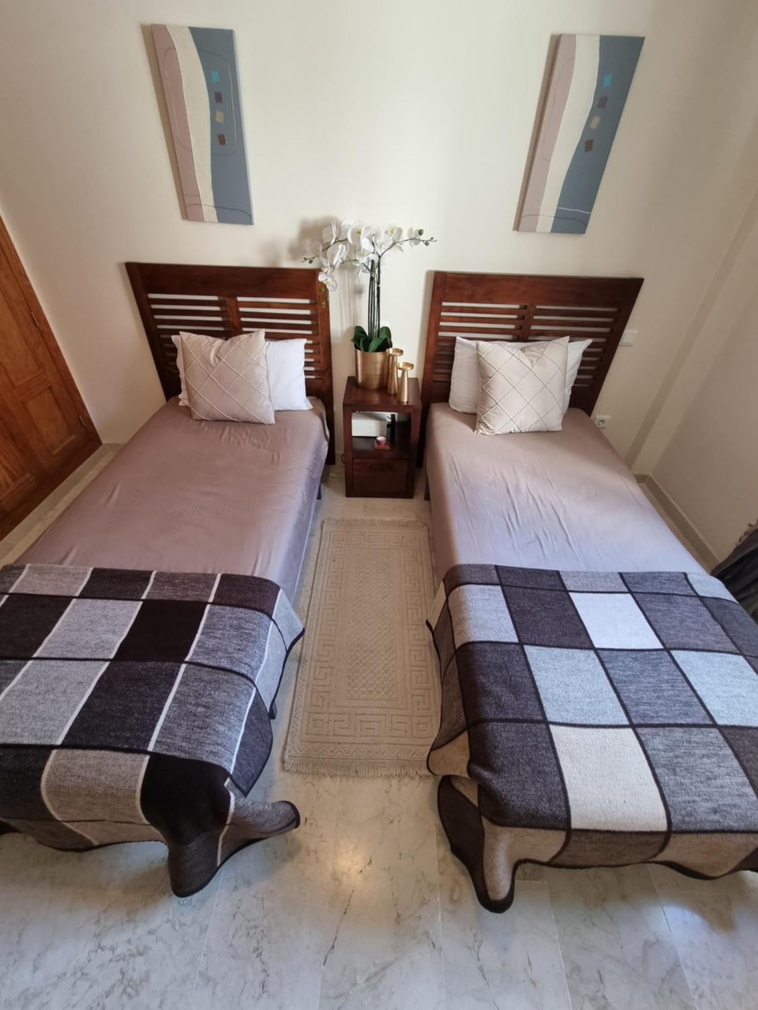 Luxurious Holiday Home In Benahavis Exterior photo